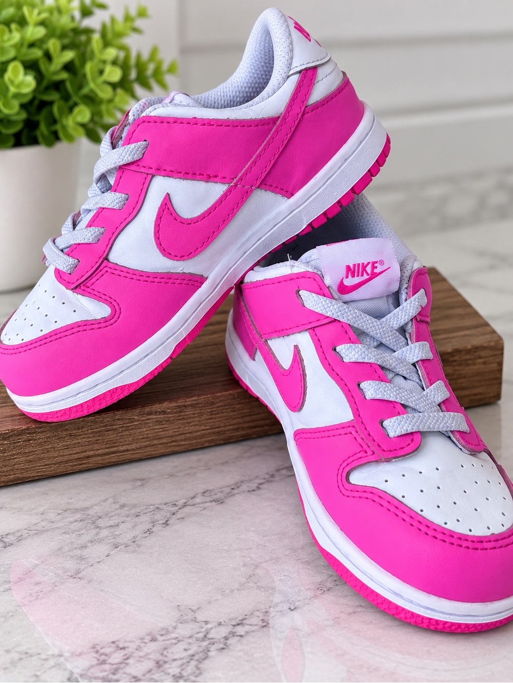 Nike Kids Pink and White Low-Top Sneakers